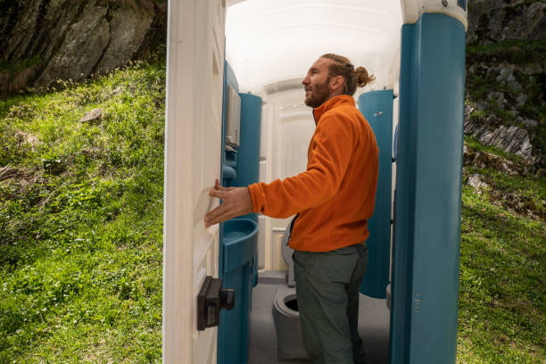 Best Porta potty rental near me  in Batavia, NY
